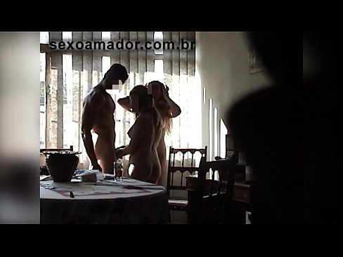 ❤️ Seksvriende nooi 'n reuse man en 'n drietal saam met hom ❌ Fok video op af.makesexnotwar.ru ️❤