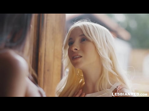 ❤️ Meisie kom 'n paar maande later by die huis en eet uiteindelik haar stiefma se poes ❌ Fok video op af.makesexnotwar.ru ️❤